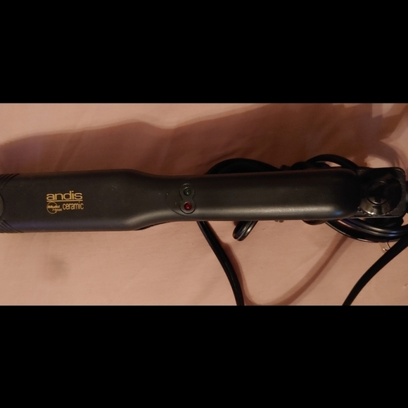 ANDIS HAIR CERAMIC FLAT IRON - Picture 6 of 7